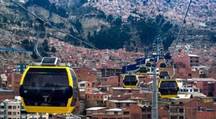 La Paz, Ministro de Obras Públicas, anuncia que teleférico reanudaría operaciones el 1 de junio