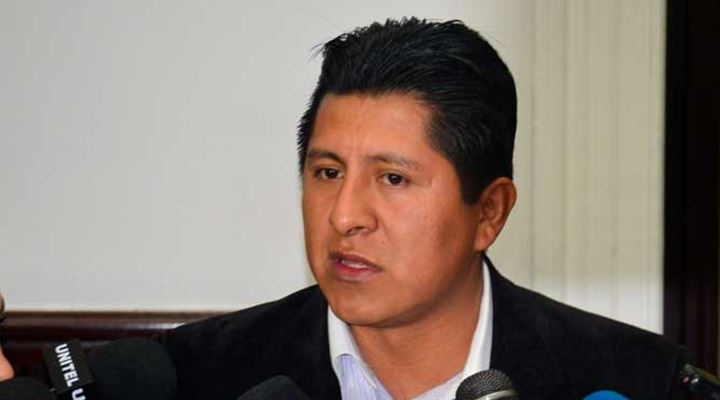 El MAS aleja al diputado Huaraya por el contrato a exmilitar Covarrubias