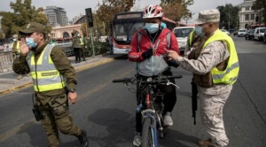 OMS afirma que la situación en Chile muestra que la vacunación no sustituye a la prevención contra el Covid-19