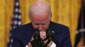 Afganistán: Biden pide a militares de EEUU planes para atacar a Estado Islámico tras atentado en aeropuerto de Kabul