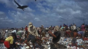 "Imperialismo de la basura": por qué América Latina se ha convertido en "el nuevo basurero" de EEUU