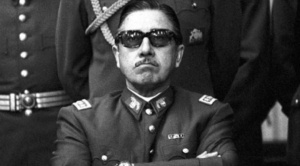 "Fue un capricho de Pinochet": la historia de los 15.000 libros que el gobierno de Chile le quemó a Gabriel García Márquez 