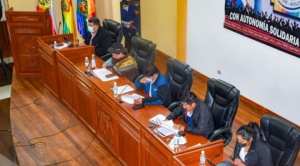 Proyectos inconstitucionales de canchas sintéticas ya casi llegan a 69 millones de bolivianos 1