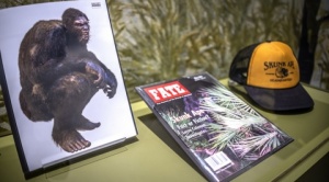 De Polifemo al chupacabras, una exposición captura el interés del público 1