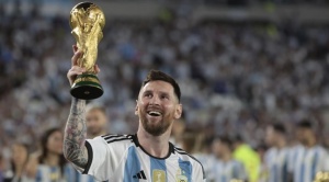 Argentina lidera el ranking mundial de la FIFA, Brasil se encuentra en el tercer lugar