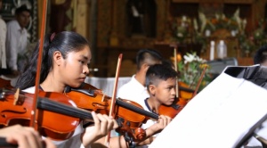 Orquesta de Santa Ana de Velasco prepara gira por cuatro ciudades de España más el Vaticano