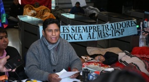 Parlamentarios evistas suman apoyo a su huelga de hambre: la CSUTCB afín a Evo y dos concejales se unen a la medida