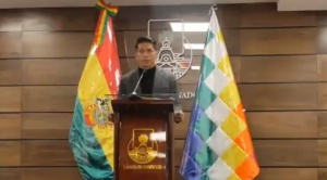 Presidente del Senado ve “desatinada” la intención de campesinos arcistas de refundar el MAS