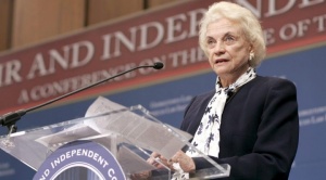 Fallece a los 93 años Sandra Day O'Connor, la primera jueza del Tribunal Supremo de EEUU 1