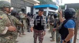 FFAA de Ecuador recuperan el control de dos cárceles ocupadas por prisioneros