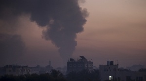 Unos 200 muertos en las últimas horas en Gaza,  donde hospitales de Jan Yunis siguen asediados