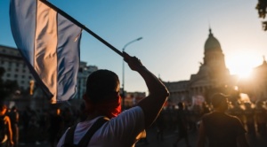 El debate sobre la ley ómnibus  inicia su segunda jornada en el Congreso argentino