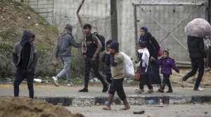La OMS alerta que menos de la sexta parte de los que necesitan ser evacuados en Gaza han podido salir