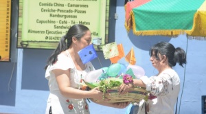 Con el jueves de comadres se activan los carnavales en el país y el largo feriado