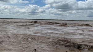 Santa Cruz: Declaran en emergencia a Montero Hoyos y plantean usar dinamita para reencauzar Río Grande