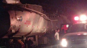 Camión cisterna explota cerca de un surtidor en Yacuiba; reportan un fallecido y un herido 1