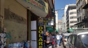 El dólar sigue en ascenso en el mercado paralelo: la venta alcanza a Bs 15,60 y la compra a Bs 15,30 1