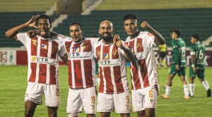 Independiente golea a Oriente: ¡Villalba hace cuatro goles! 1