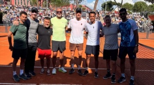 Tenis: Hugo Dellien jugará el lunes con el número ocho del mundo 1
