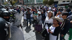 Panaderos independientes exigen eliminar la subvención a la harina y agreden a dirigente del sector 1