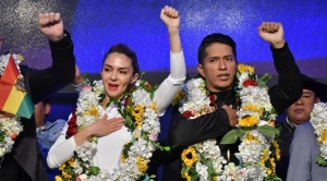 Ante un eventual cambio de sigla para participar en las elecciones, Andrónico tiene tres opciones 1
