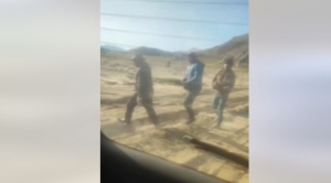 Denuncian que bloqueadores atacaron un vehículo en el que iban niños en Huancané 1