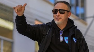Robatto se va abucheado y en la conferencia dice que habrá cambios 1