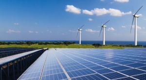 Por qué las empresas deben actuar con criterios de energía renovable