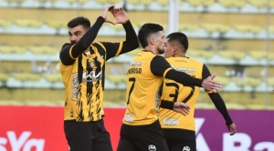 The Strongest vuelve a ser eficaz en ataque y golea a San Antonio 