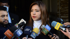 Fiestas julias: sesión de honor de la Asamblea Departamental se celebra en la Casa Grande del Pueblo