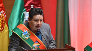 Gobernador Quispe cree que lo critican porque “estamos yendo muy bien”