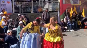 La “Gran lucha por la justicia”, la campaña electoral  de Juan Del Granado con cholitas luchadoras 