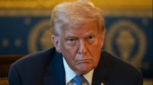 Trump informa que EEUU interceptó una lancha con "narcoterroristas" de Venezuela; tres murieron