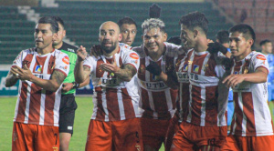 Jugadores de Independiente reclaman sus sueldos con ademanes