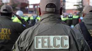 Niño de 13 años muere electrocutado mientras lavaba ropa y usaba su celular en Cochabamba