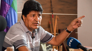 Morales dice que es "falso e imposible" que haya instruido apoyar a Rodrigo Paz