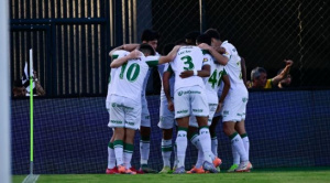 Con un gol, Miguelito ayuda a su equipo en Brasil a alejarse del descenso