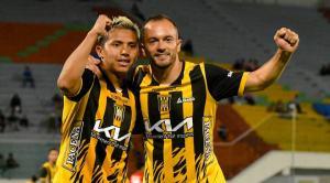 Con un inspirado Jhon García, el Tigre se lleva por delante a Wilster
