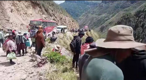 Aumentan a 19 los fallecidos por accidente de un bus en Morochata