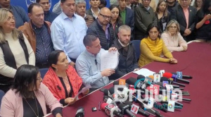 Legisladores de Libre ofrecen un pacto a las otras bancadas para "salir de la crisis política" en la ALP