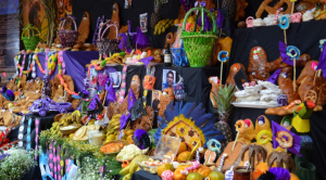 ¿Qué no debe faltar en la mesa de Todos Santos? Las familias se alistan para recibir a las almas