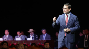 En el encuentro empresarial, Antelo resalta  que “hoy las puertas están abiertas”