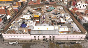 Defensoría propone que reclusos construyan y amplíen cárceles para reducir el hacinamiento