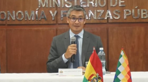 Espinoza explica que su cuenta con menos de Bs 400 es resultado de la persecución que sufrió bajo el gobierno de Arce