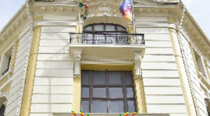 Cancillería confirma conclusión de funciones de Héctor Arce en la OEA y la reestructuración del Servicio Exterior