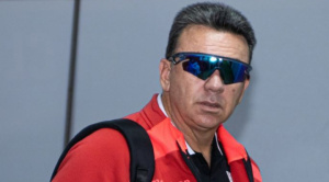 En la derrota y eliminación, Baldivieso se “borra” de las conferencias