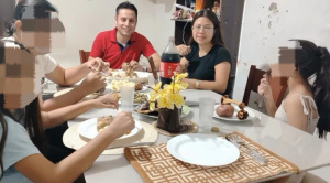 Lara aparece con su familia y reitera que el video del supuesto engaño es falso