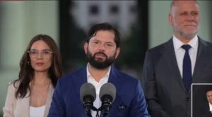 Boric felicita a Jara y Kast y llama a un “debate de altura” rumbo a la segunda vuelta en Chile