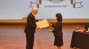 Carlos Mesa destacó a seis narradores contemporáneos en su discurso de ingreso a la Academia de la Lengua