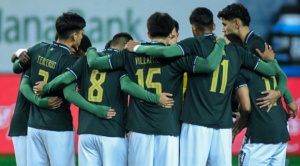 “Reforzada” con jugadores de Bolívar, la Verde se prueba ante Japón